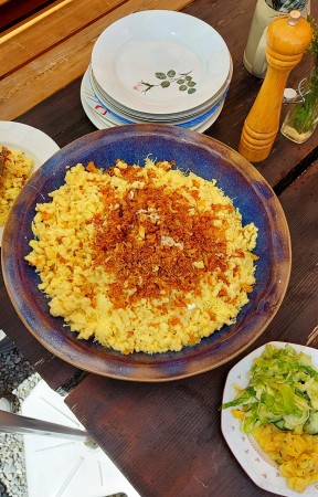 Wie immer - Helgas ausgezeichnete Käsknöpfle